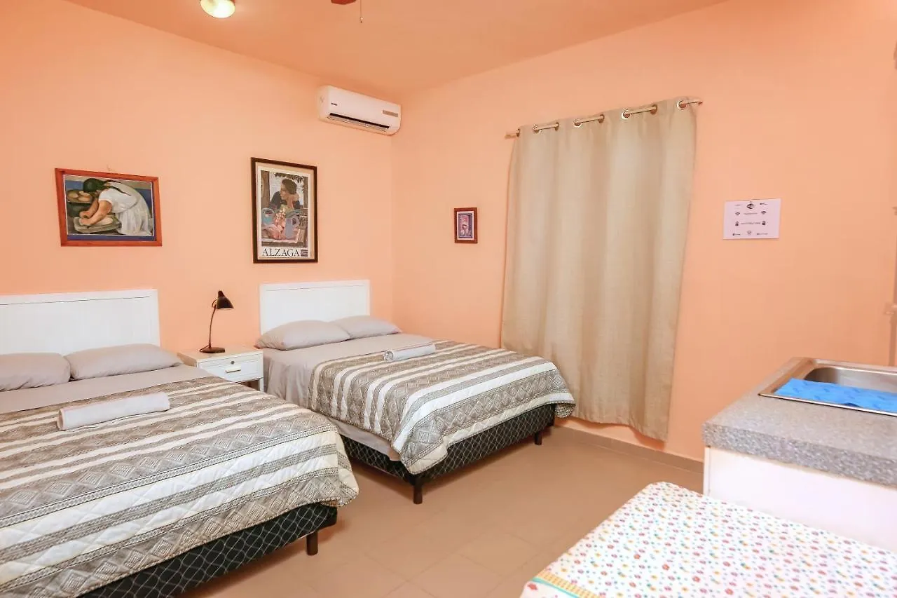 **  Casa Saab Aparthotel Playa del Carmen México